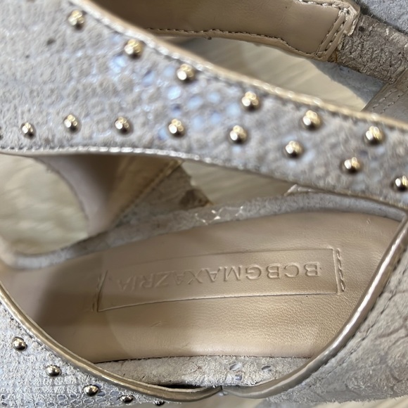BCBGMaxAzria Beige Gold Studded Zip Up Stiletto—4.5”Heels —Size 8B— - Picture 5 of 12